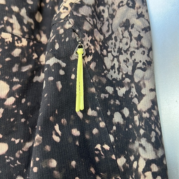 Lulu lab all over cropped pant - Picture 6 of 6